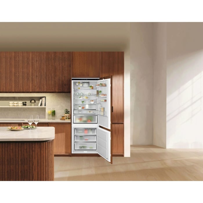 Electrolux - Refrigeratore/congelatore da incasso - IK3800BNR